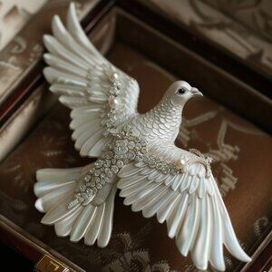 Stunning Silver Dove of Peace Brooch Pin